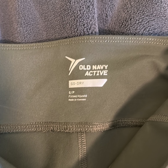 Two pair of Old Navy leggings - Picture 8 of 8